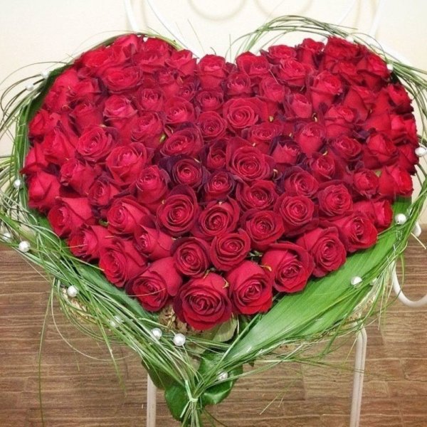 Букет " хризантемы Вайт Пинк"