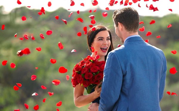 Весна влюбленные