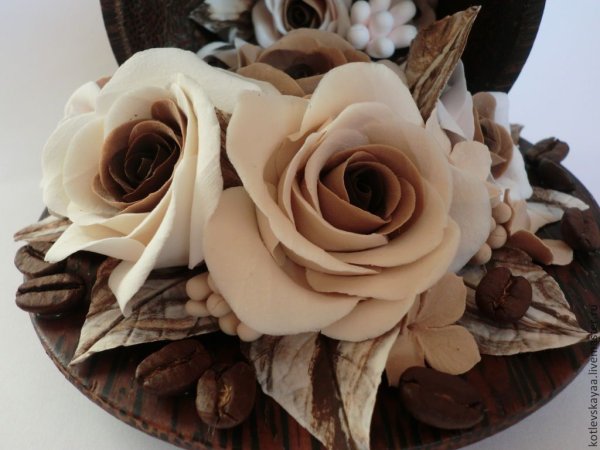 Коричневые цветы