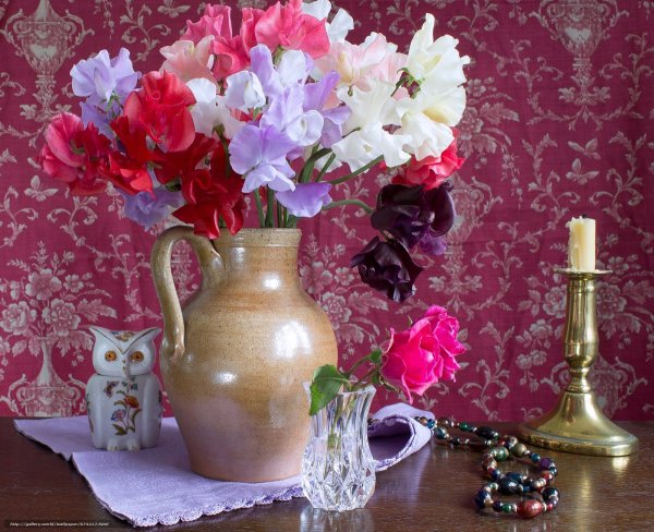 Цветы в вазе