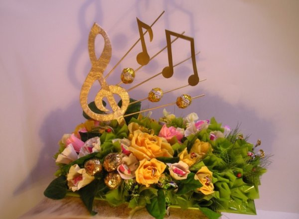 Музыкальный букет цветов