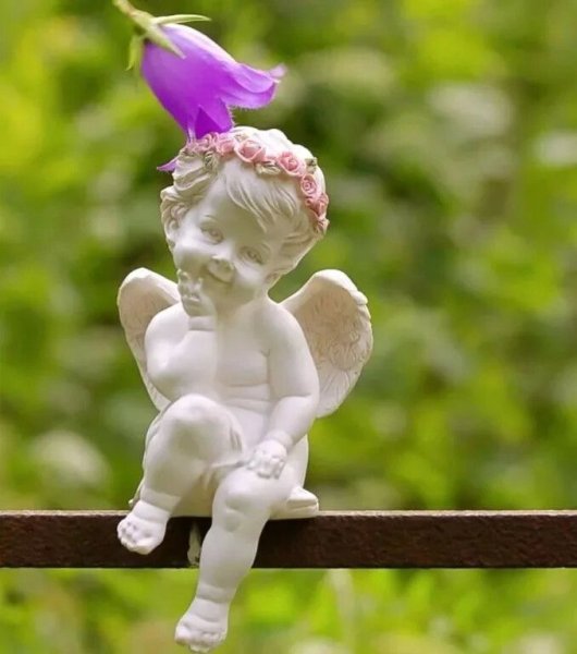 Ангел с пожеланиями