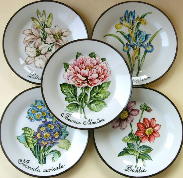 Расписные тарелки