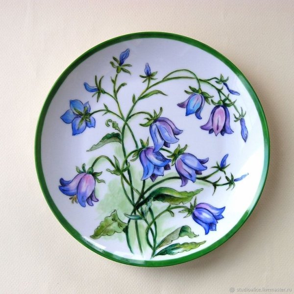 Тарелка с цветами
