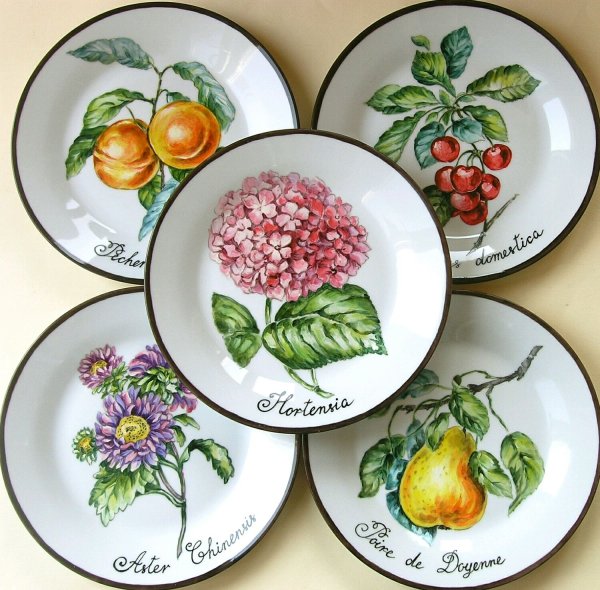 Декоративная роспись посуды