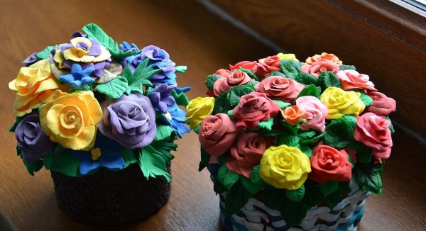 Цветы из пластилина