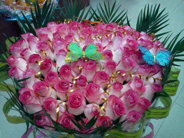 Корзина роз