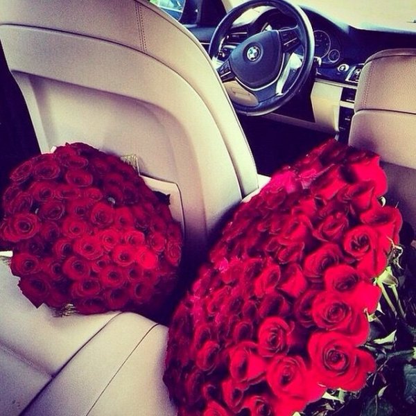 БМВ х6 с цветами