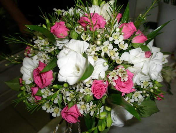 Букет живых цветов