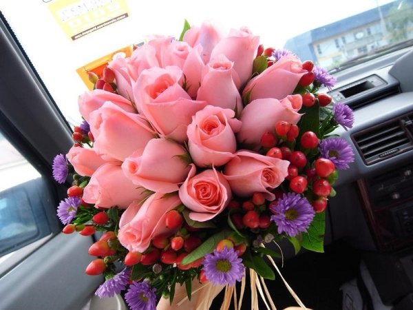 Букет цветов в домашней обстановке