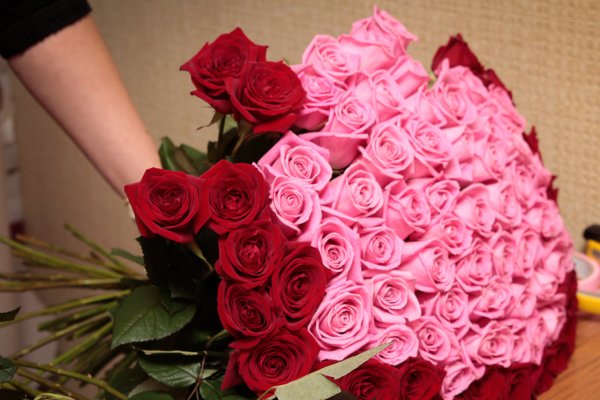 Букет белых роз