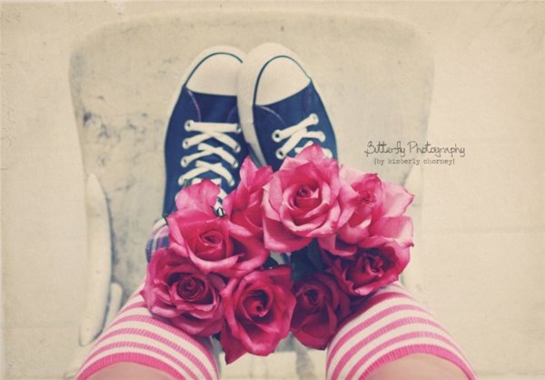 Цветы в кедах