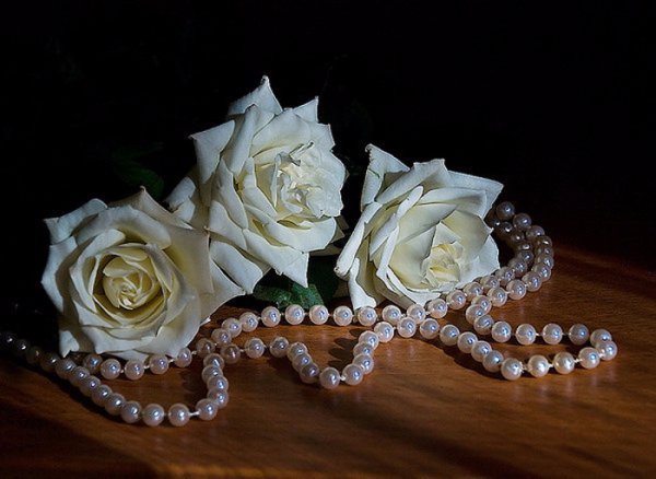 Цветы и жемчуг