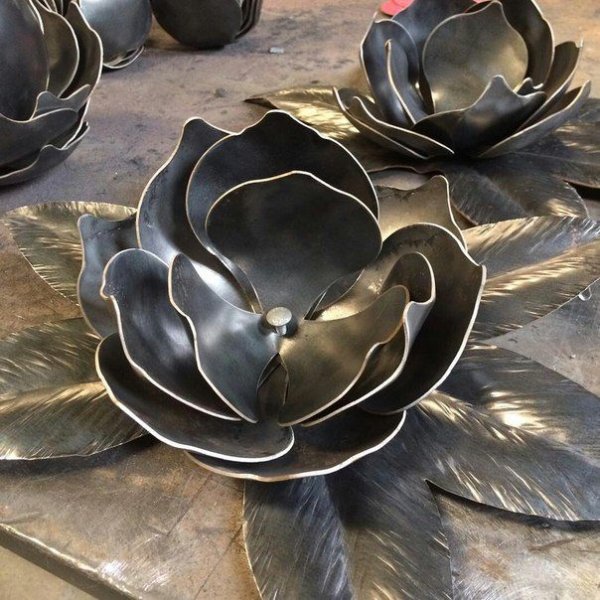 Кованые цветы