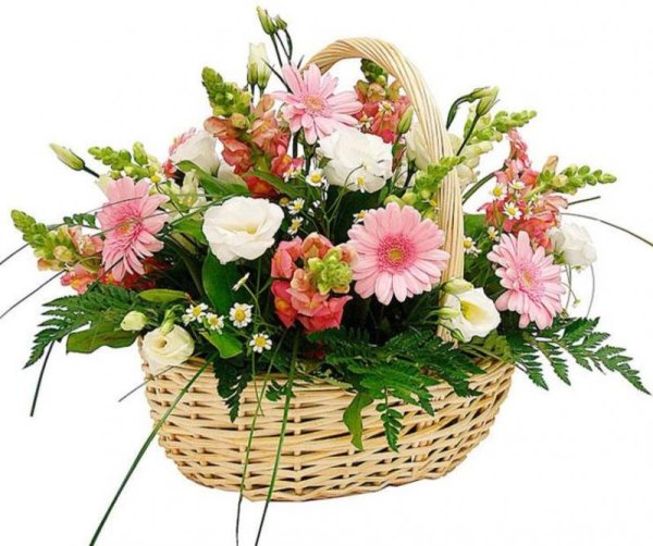 Корзина с полевыми цветами