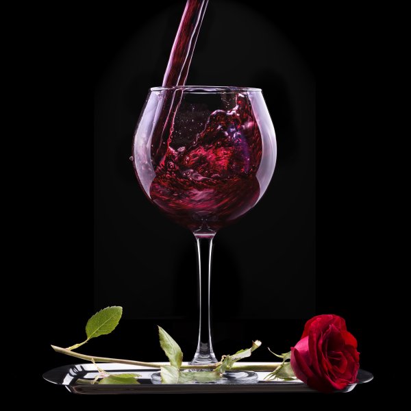 Роза в бокале