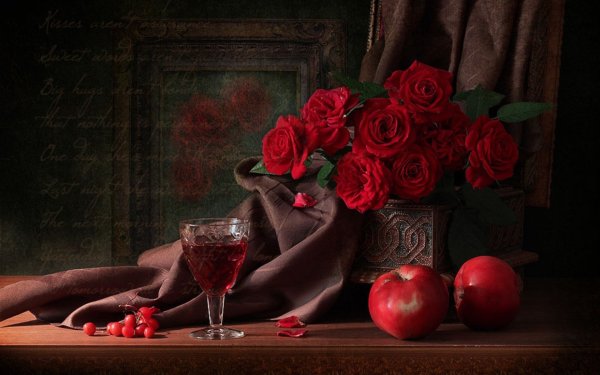 Цветы шампанское конфеты