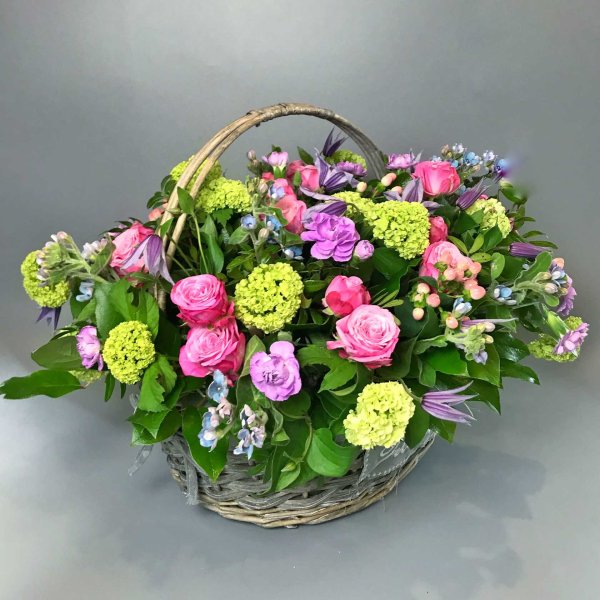 Корзина с цветами