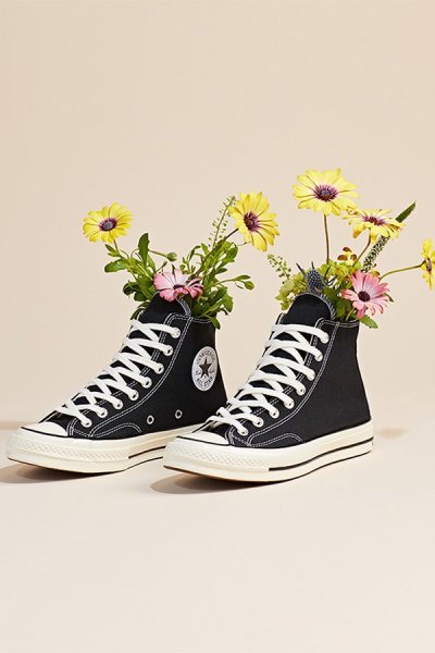Кроссовки в цветочек
