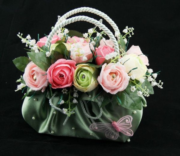 Сумочка с цветами живыми