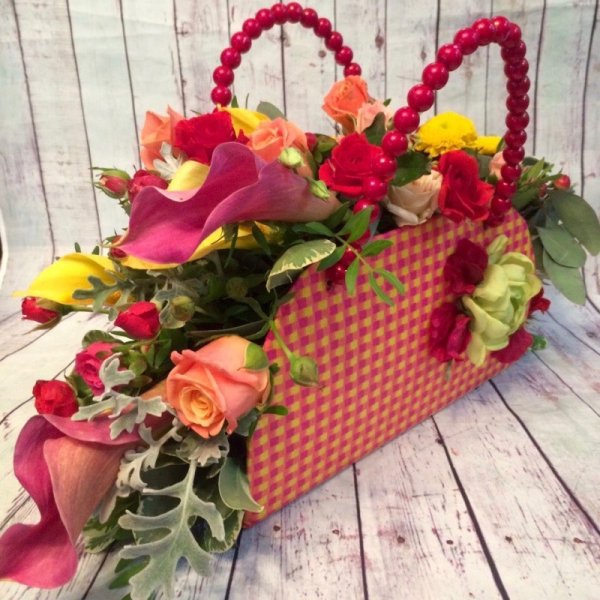 Сумочка с цветами живыми