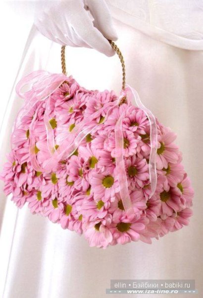 Сумочка с цветами живыми