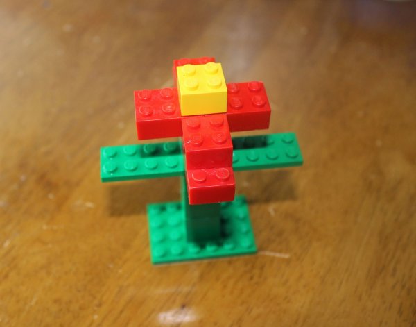 Цветы из конструктора