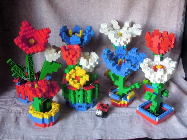 Цветы из лего