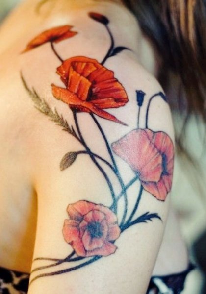 Тату на плече для девушек цветные