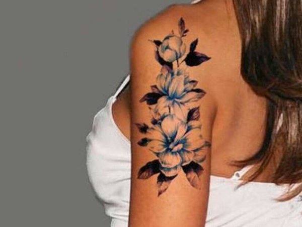 Тату на ключицу и плечо женские