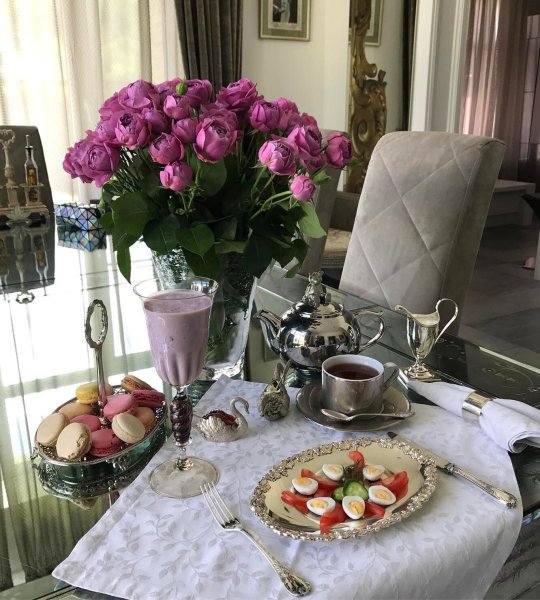 Сервировка стола Яны Рудковской