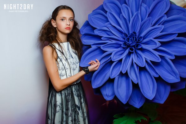 Большие цветы из изолона