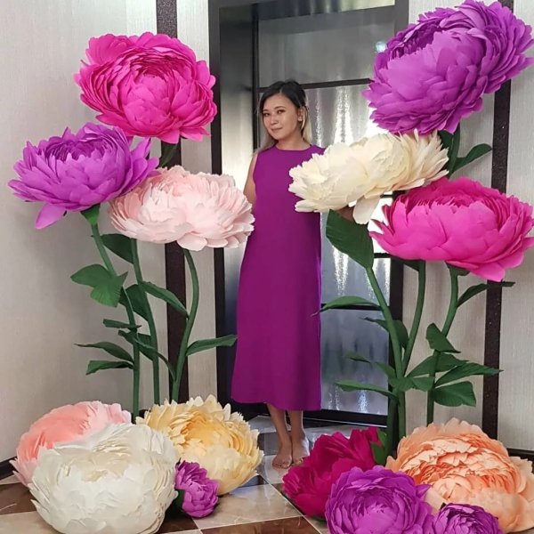 Ростовой пион из изолона