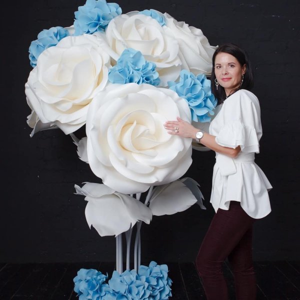 Цветы из изолона для фотозоны мастер класс