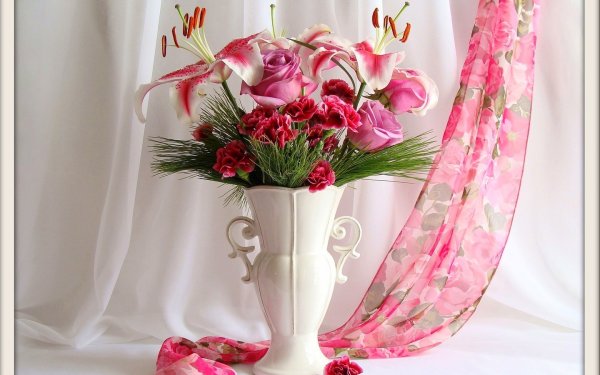 Красивые букеты в вазах фото