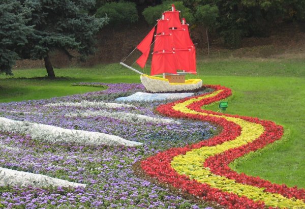 Оригинальные клумбы