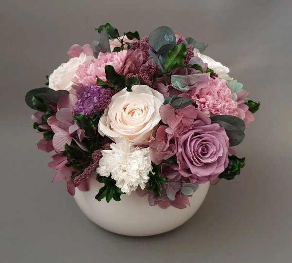 Композиции из стабилизированных цветов