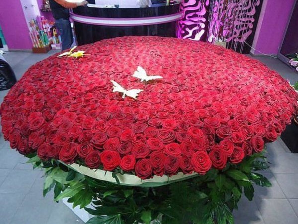 Красивый букет с юбилеем