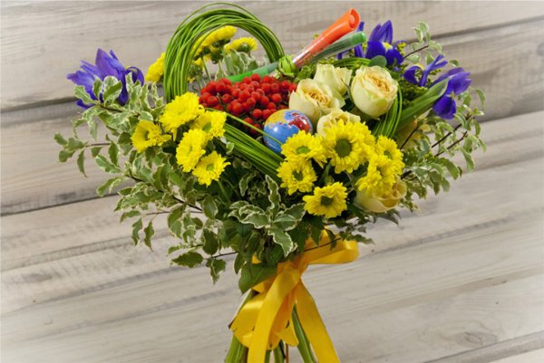 Каркасные букеты на 1 сентября
