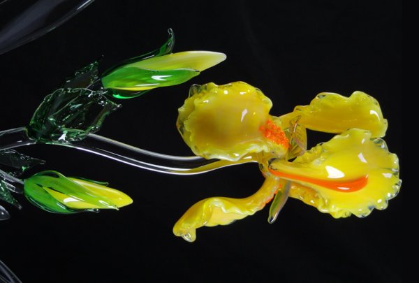 Цветы из стекла