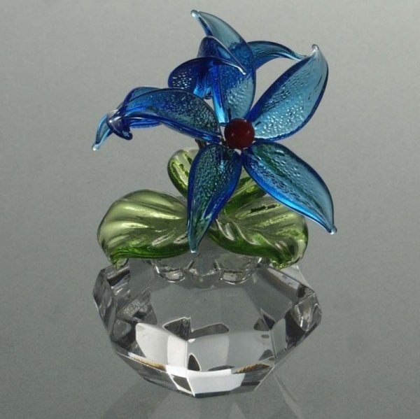 Стеклянные цветы