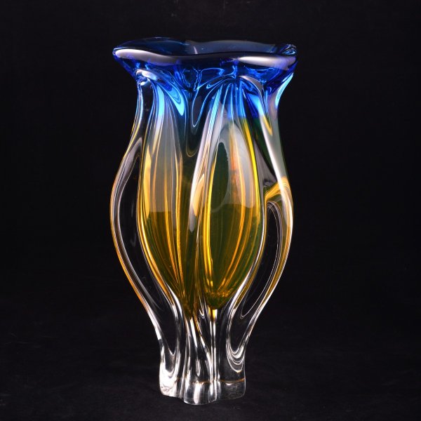 Роза из стекла