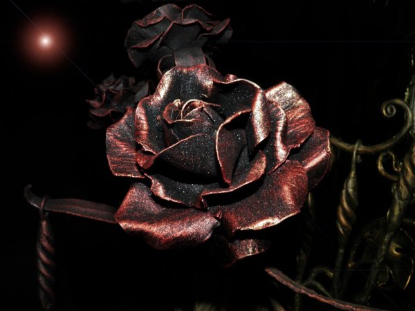 Цветы из металла