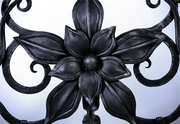 Декорации из железа