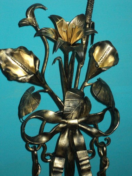 Букет цветов из металла