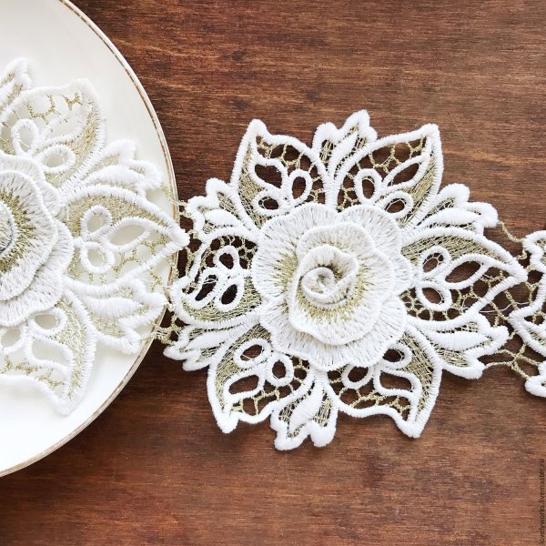 Красивое кружево