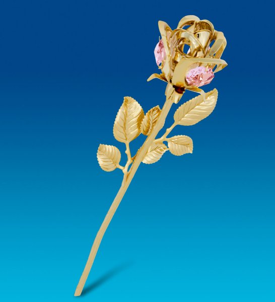 Игрушка из цветов лебедь