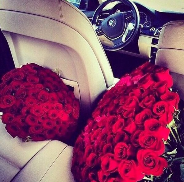 БМВ х6 с цветами