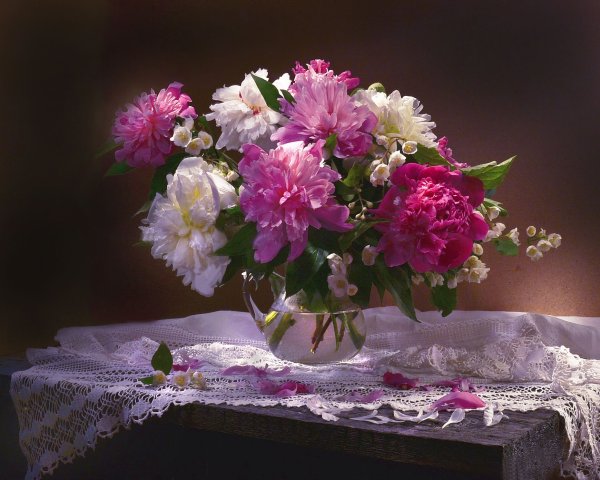 Пионы букет натюрморт