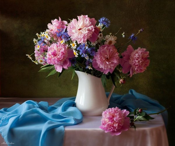 Алина Ланкина пионы